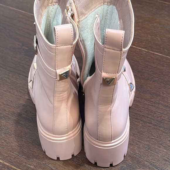 NWOT Cape Robbin Women's Pink Yuri Studded Boots Size 8 - Picture 4 of 7